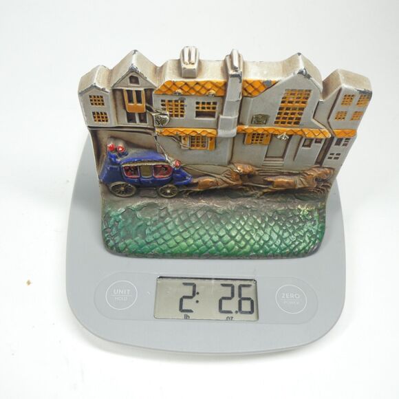 Cast Metal Bookend Streetscape Stagecoach British Street Houses Vintage - Picture 14 of 14